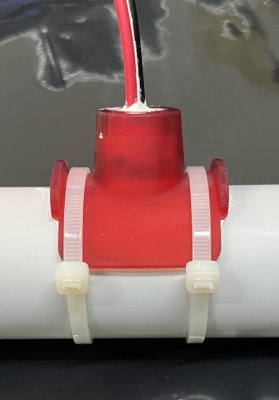 Temperature Sensor attached to 40mm pipe